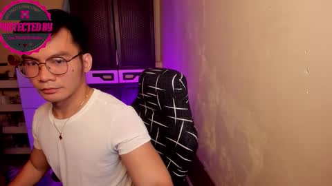 Bruce online show from 10/23/25, 12:37