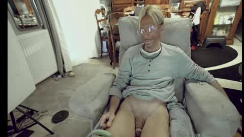 jeff online show from 11/08/25, 07:52