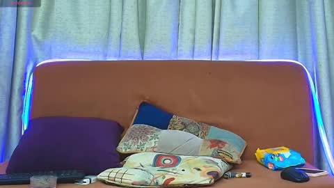 Snapshot of 01klhoe01 chatting on 11/11/25, 11:38 Klhoe Carter 3 online show from 11/11/25, 11:38