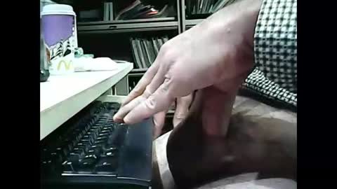 Snapshot of 01quebecboy69 chatting on 12/03/24, 05:01 01quebecboy69 online show from 12/03/24, 05:01