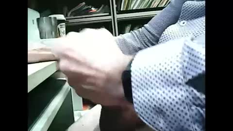 Snapshot of 01quebecboy69 chatting on 02/25/25, 04:42 01quebecboy69 online show from 02/25/25, 04:42