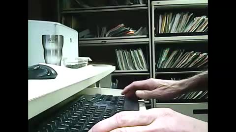 Snapshot of 01quebecboy69 chatting on 02/26/25, 08:00 01quebecboy69 online show from 02/26/25, 08:00