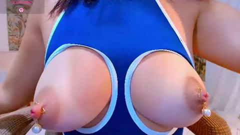 Snapshot of 06unknown chatting on 06/30/26, 12:55 Eva I am breastfeeding online show from 06/30/26, 12:55