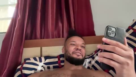 Snapshot of 0_kingsley chatting on 12/16/24, 02:27 Kingsley online show from 12/16/24, 02:27