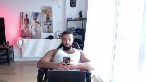 Snapshot of 0_kingsley chatting on 04/23/26, 12:29 Kingsley online show from 04/23/26, 12:29