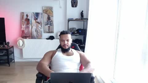 Snapshot of 0_kingsley chatting on 05/31/26, 02:35 Kingsley online show from 05/31/26, 02:35
