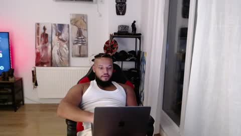 Snapshot of 0_kingsley chatting on 07/04/26, 12:28 Kingsley online show from 07/04/26, 12:28
