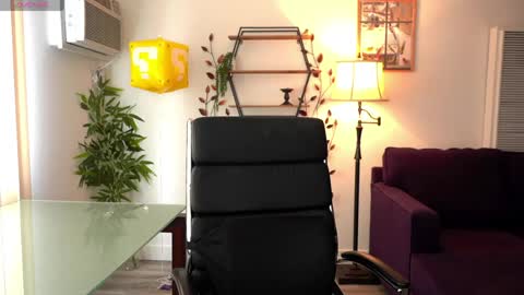 Snapshot of 0_perfect_imperfection_0 chatting on 04/21/26, 09:06 Olivia online show from 04/21/26, 09:06