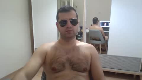 Snapshot of 0trkshmnhot0 chatting on 01/05/25, 12:31 trkshmn online show from 01/05/25, 12:31