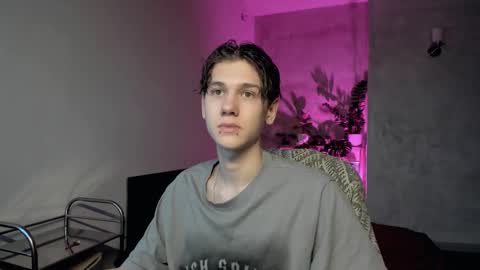 Adam online show from 11/04/25, 10:14