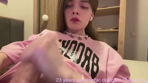 Snapshot of 1000and1nights_ chatting on 09/29/25, 05:07 Aishe online show from 09/29/25, 05:07