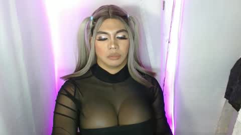 Snapshot of 11inchsinglecious chatting on 01/25/25, 07:28 HUGECOCK online show from 01/25/25, 07:28