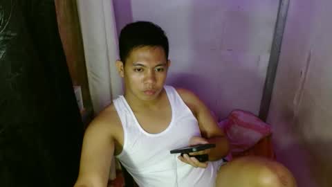 Snapshot of 11inchsinglecious chatting on 03/06/25, 03:56 HUGECOCK online show from 03/06/25, 03:56