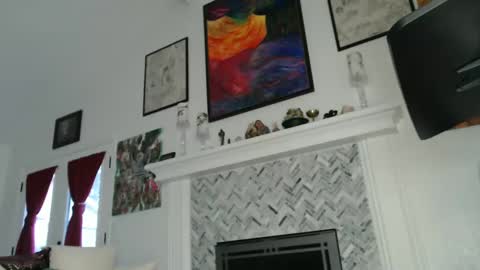 Aurora Willows online show from 02/15/25, 01:49