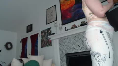 Aurora Willows online show from 03/12/25, 12:26