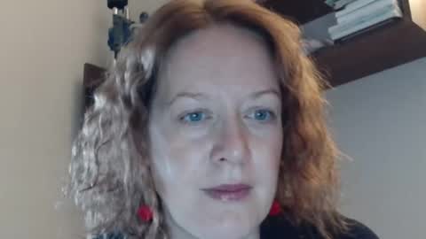 12ennie online show from 10/14/25, 08:04