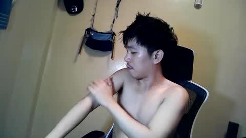 Snapshot of 12hotcock chatting on 04/23/26, 01:35 12hotcock online show from 04/23/26, 01:35