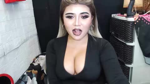 sexy kia online show from 11/07/25, 02:00