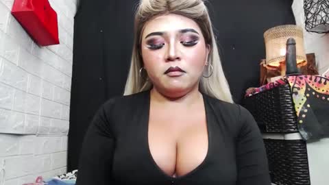 Snapshot of 12inchsexyanacodats chatting on 11/21/25, 06:39 sexy kia online show from 11/21/25, 06:39