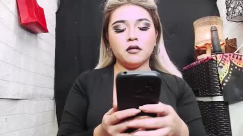 sexy kia online show from 11/27/25, 02:02