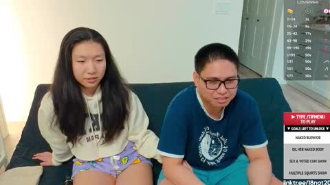 Snapshot of 18not20 chatting on 11/15/25, 01:03 Tong Ralph online show from 11/15/25, 01:03