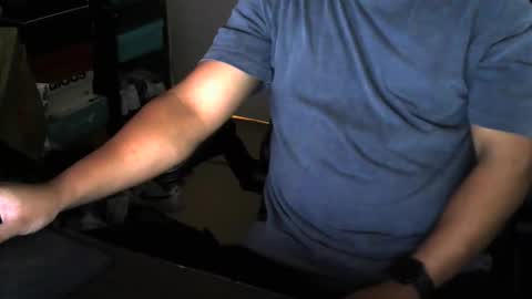 Snapshot of 18oldaussie chatting on 02/05/26, 02:16 18oldaussie online show from 02/05/26, 02:16