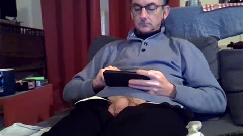 Snapshot of 18remy45 chatting on 12/25/24, 07:13 18remy45 online show from 12/25/24, 07:13