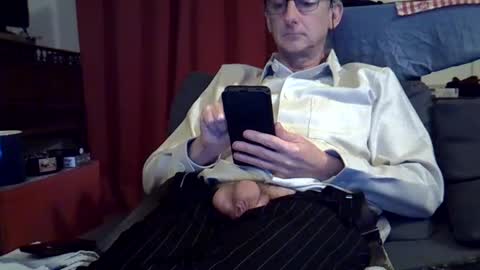 Snapshot of 18remy45 chatting on 01/01/25, 02:09 18remy45 online show from 01/01/25, 02:09