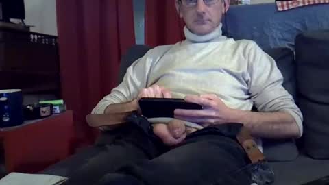 Snapshot of 18remy45 chatting on 01/06/25, 04:55 18remy45 online show from 01/06/25, 04:55