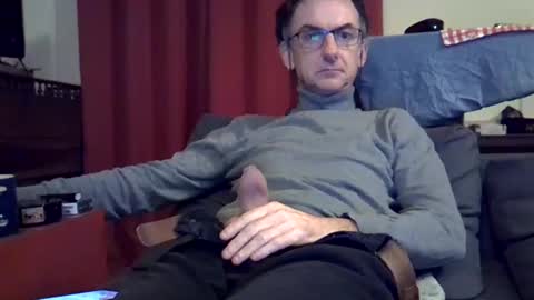 Snapshot of 18remy45 chatting on 02/05/25, 05:31 18remy45 online show from 02/05/25, 05:31