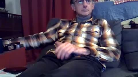 Snapshot of 18remy45 chatting on 02/07/25, 09:37 18remy45 online show from 02/07/25, 09:37