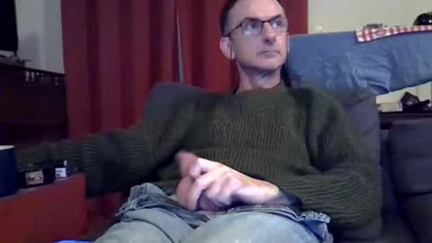 Snapshot of 18remy45 chatting on 02/24/25, 08:25 18remy45 online show from 02/24/25, 08:25