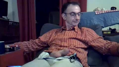 Snapshot of 18remy45 chatting on 09/10/25, 09:37 18remy45 online show from 09/10/25, 09:37