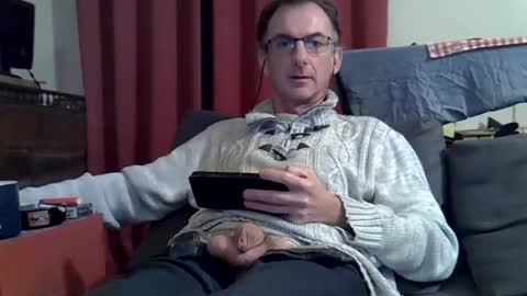 Snapshot of 18remy45 chatting on 10/14/25, 07:58 18remy45 online show from 10/14/25, 07:58