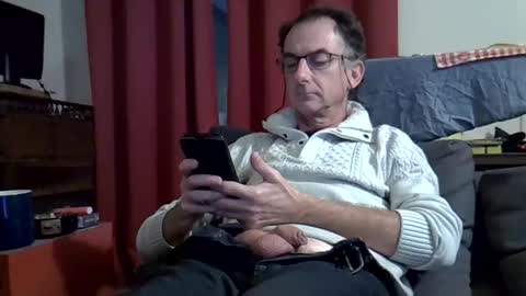 Snapshot of 18remy45 chatting on 10/22/25, 09:58 18remy45 online show from 10/22/25, 09:58