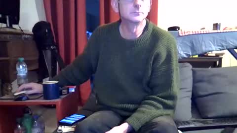 Snapshot of 18remy45 chatting on 11/30/25, 02:43 18remy45 online show from 11/30/25, 02:43