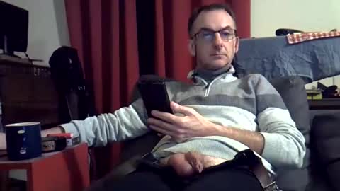 Snapshot of 18remy45 chatting on 12/03/25, 08:40 18remy45 online show from 12/03/25, 08:40