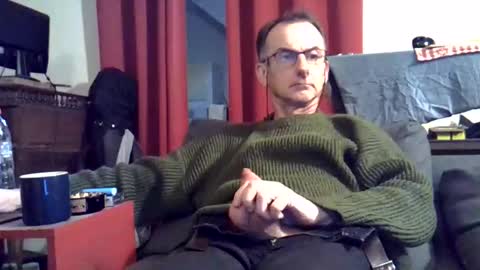 Snapshot of 18remy45 chatting on 12/18/25, 09:43 18remy45 online show from 12/18/25, 09:43