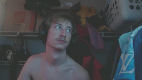 18str8igcock online show from 01/13/25, 03:34