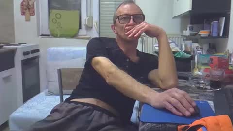 Snapshot of 1973man chatting on 02/26/26, 09:14 1973man online show from 02/26/26, 09:14