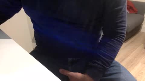 Snapshot of 1986matt1986 chatting on 01/28/25, 01:05 cumfan online show from 01/28/25, 01:05