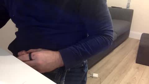 Snapshot of 1986matt1986 chatting on 01/28/25, 04:08 cumfan online show from 01/28/25, 04:08