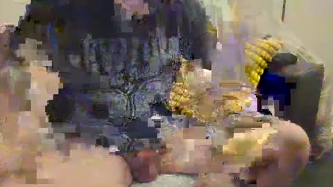 Snapshot of 1989jeff chatting on 03/12/25, 03:02 jeff online show from 03/12/25, 03:02