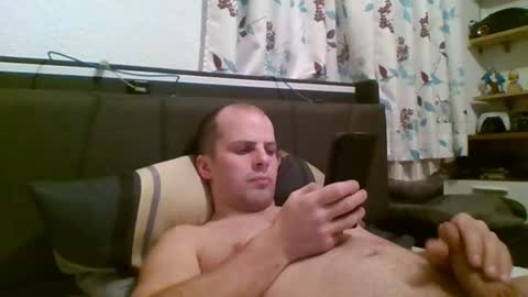 Snapshot of 19berni91 chatting on 12/08/24, 06:17 berni online show from 12/08/24, 06:17