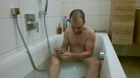 Snapshot of 19berni91 chatting on 12/12/24, 05:15 berni online show from 12/12/24, 05:15