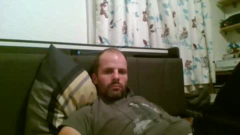 Snapshot of 19berni91 chatting on 09/25/25, 06:55 berni online show from 09/25/25, 06:55