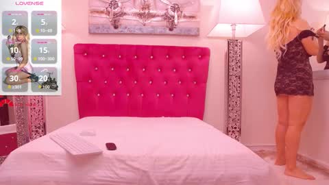 AMANDA online show from 10/18/25, 04:26