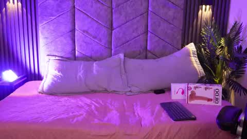 Snapshot of 1anya chatting on 09/13/25, 08:08 anya online show from 09/13/25, 08:08