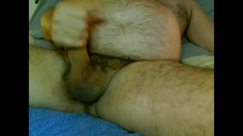 Snapshot of 1avgguy chatting on 01/25/25, 07:28 1AvgGuy online show from 01/25/25, 07:28