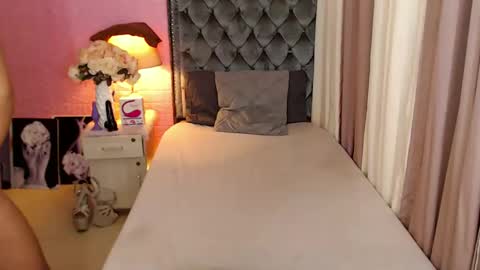 Snapshot of 1bestlover chatting on 01/13/25, 09:31 Ekang online show from 01/13/25, 09:31